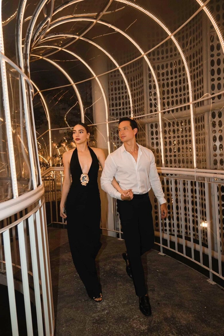 Phối đồ đi date theo 3 cặp đôi đẹp mỹ mãn vbiz từ sang xịn đến giản dị phóng khoáng nhưng đều có một điểm chung - 2