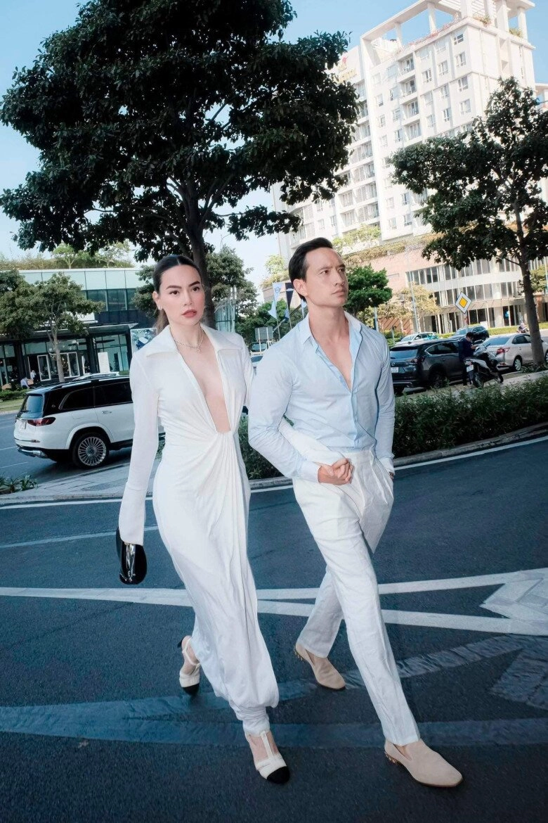 Phối đồ đi date theo 3 cặp đôi đẹp mỹ mãn vbiz từ sang xịn đến giản dị phóng khoáng nhưng đều có một điểm chung - 3