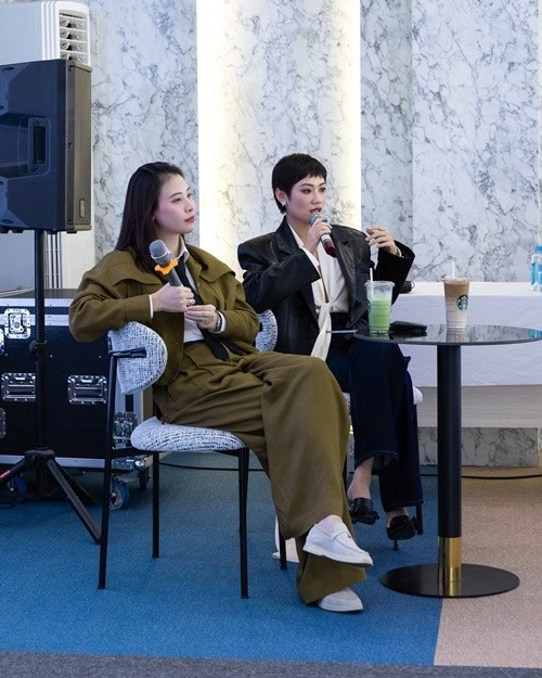 Phong cách giàu kín sang ngầm của đàm thu trang - 3