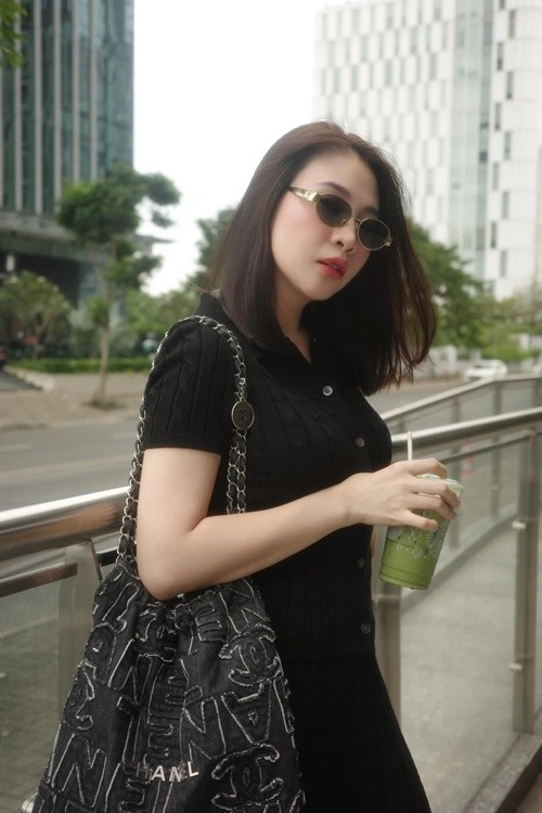 Phong cách giàu kín sang ngầm của đàm thu trang - 7