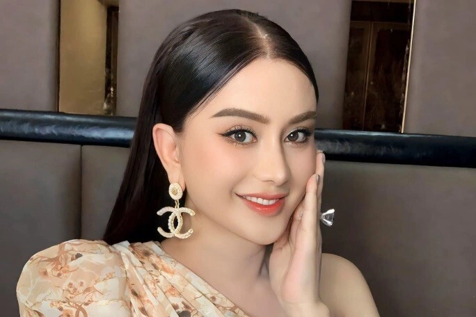 phú bà 10 lần nằm bàn mổ để đổi mặt giàu từ đời cha đến con tiêu xài mười mấy tỷ mỗi năm - 2