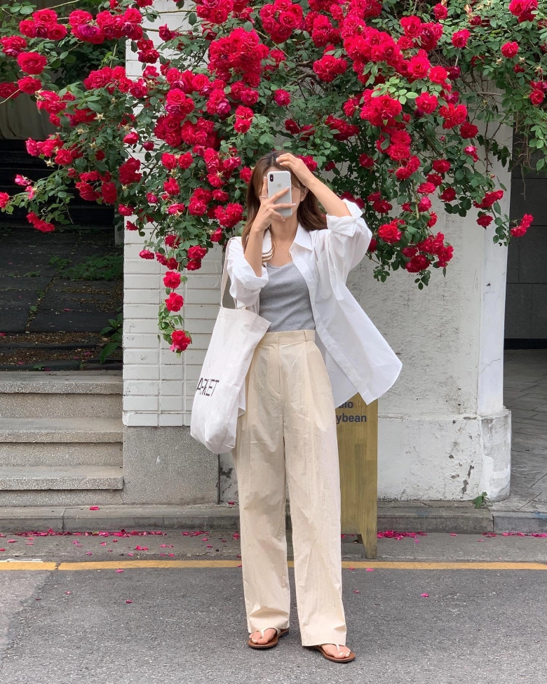 Phụ nữ u40 có gu ăn mặc thường diện 3 kiểu quần này biết lý do tôi cũng học theo diện xuống phố nổi bật chẳng thua ai - 5