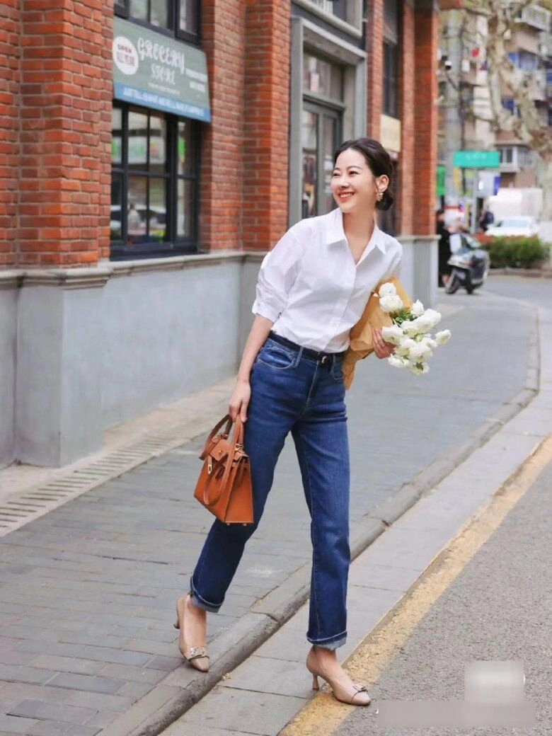 Phụ nữ u40 có gu ăn mặc thường diện 3 kiểu quần này biết lý do tôi cũng học theo diện xuống phố nổi bật chẳng thua ai - 9