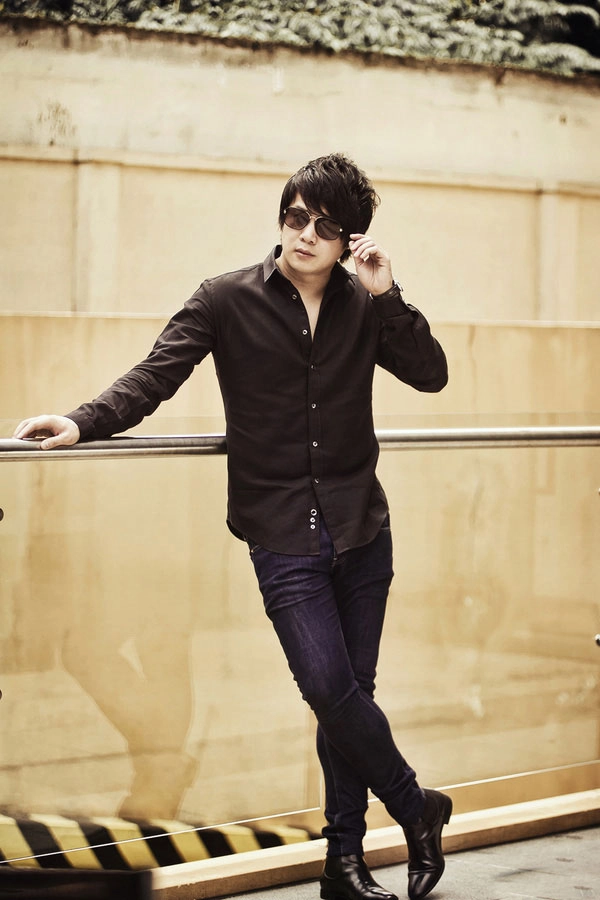 Phục sát đất tài mặc quần bó sát nghẹt thở của trấn thành trường giang - 8