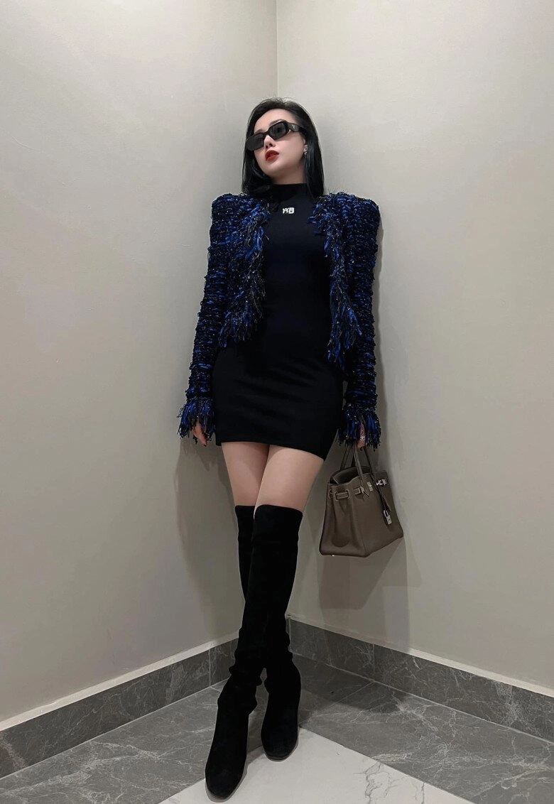 Phương oanh sở hữu hai chiếc túi giá hơn 1 tỷ đồng - 1