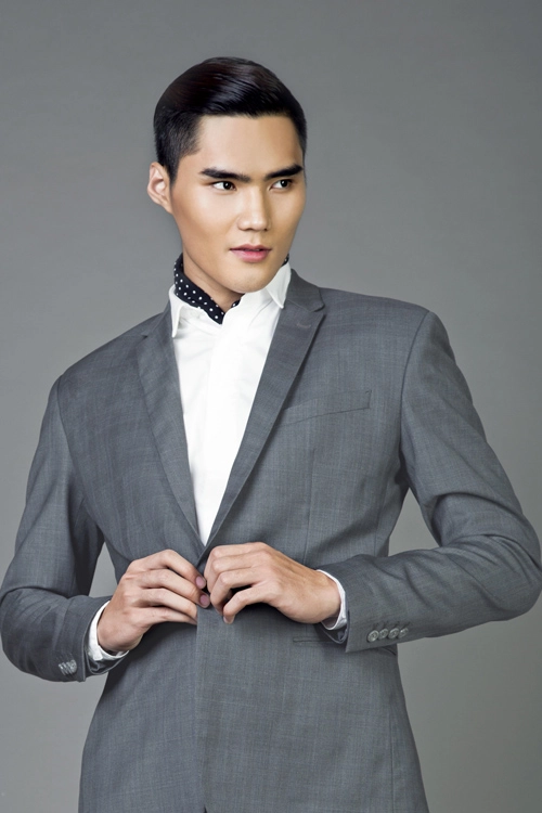 Quán quân nam đầu tiên của vntm ngày càng lịch lãm cuốn hút - 1