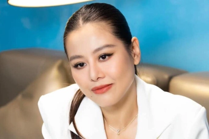 Sao nữ việt từng nhận cát-xê 10000 đồng giờ thu nhập trăm tỷ tặng chồng đồ đắt tiền nhưng không cho đứng tên - 1