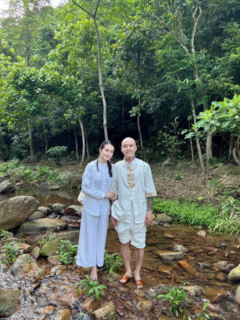 Sao việt 24h btv hoài anh khoe dung mạo xinh đẹp trẻ trung ở tuổi u50 được khen không khác gì thời dẫn thời sự vtv - 8