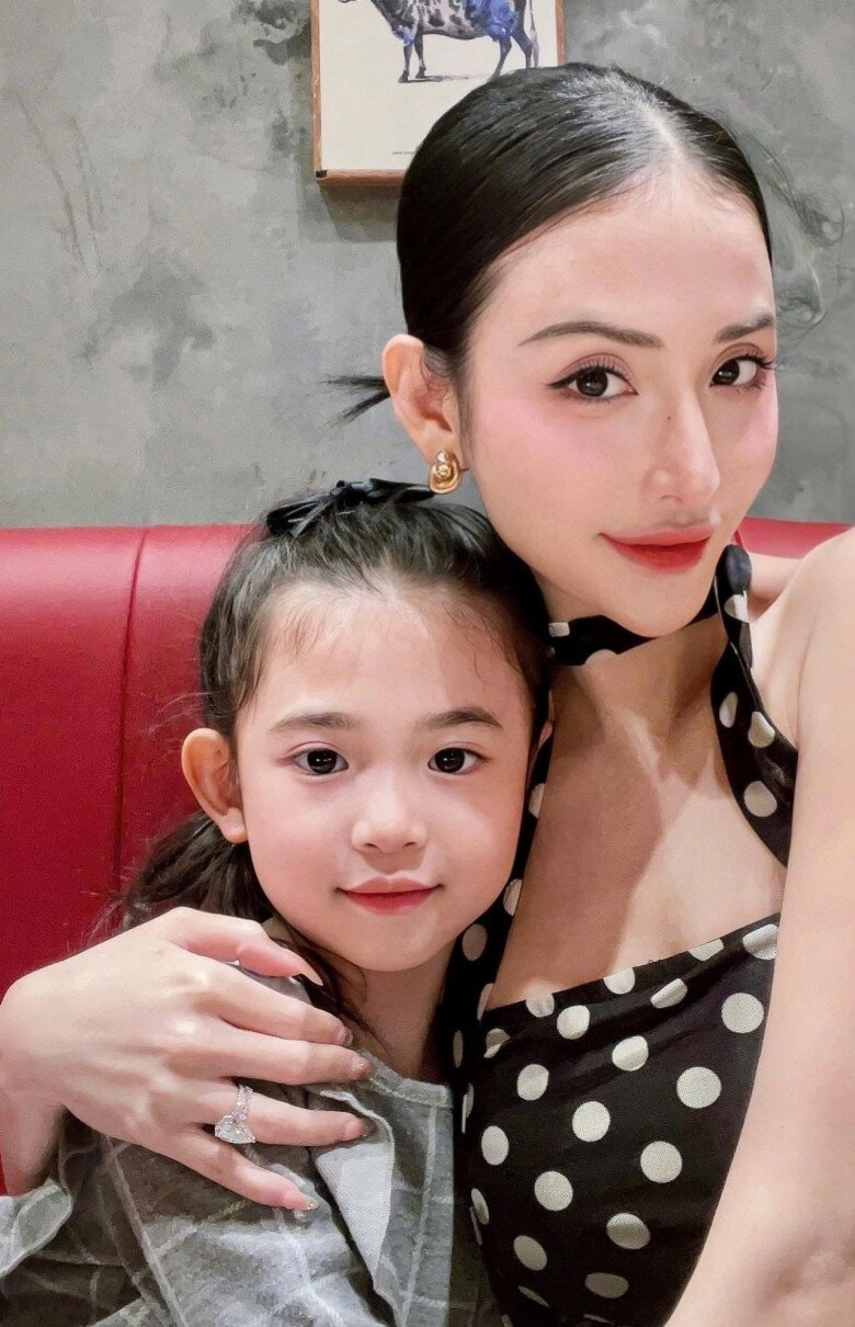 Sao việt 24h cường đô la họp phụ huynh kiểu độc lạ cho subeo quý tử theo học ở trường có học phí cả tỷ đồngnăm - 14