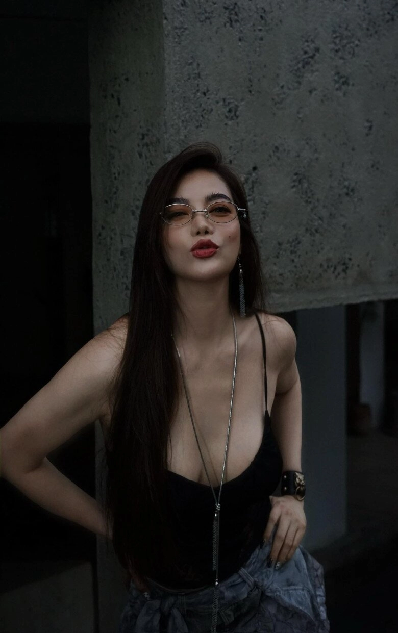 Sao việt 24h lan phương lột xác sau ly hôn lúc mềm mại khi nhảy múa lúc lại mạnh mẽ với cú đá kick boxing - 11