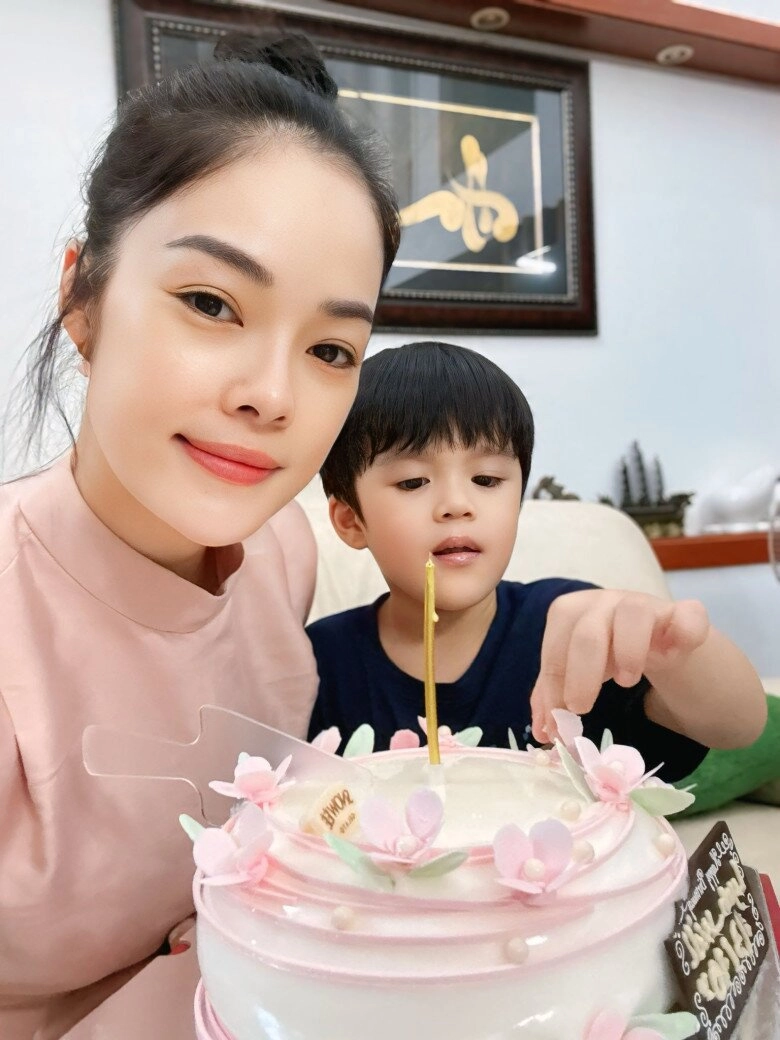 Sao việt 24h lan phương nói rõ lý do thường xuyên chia sẻ chuyện ly hôn chồng tây khi được khuyên nên âm thầm giải quyết - 13