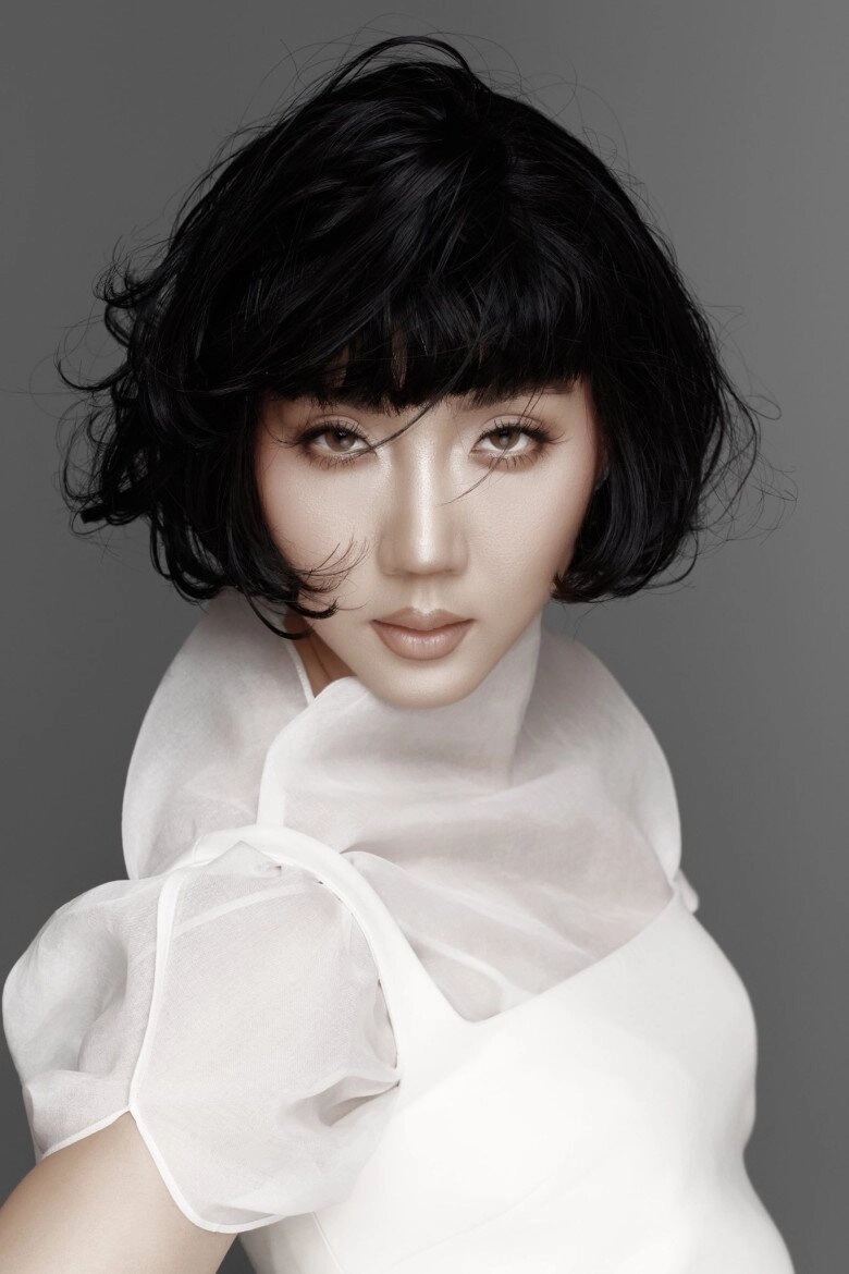 Sao việt 24h mẹ ruột hồ ngọc hà diện phong cách độc lạ tuổi u70 vẫn tự tin khoe dáng trong trang phục bó sát - 18