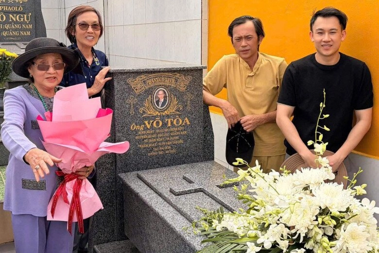 Sao việt 24h mẹ ruột hồ ngọc hà diện phong cách độc lạ tuổi u70 vẫn tự tin khoe dáng trong trang phục bó sát - 19