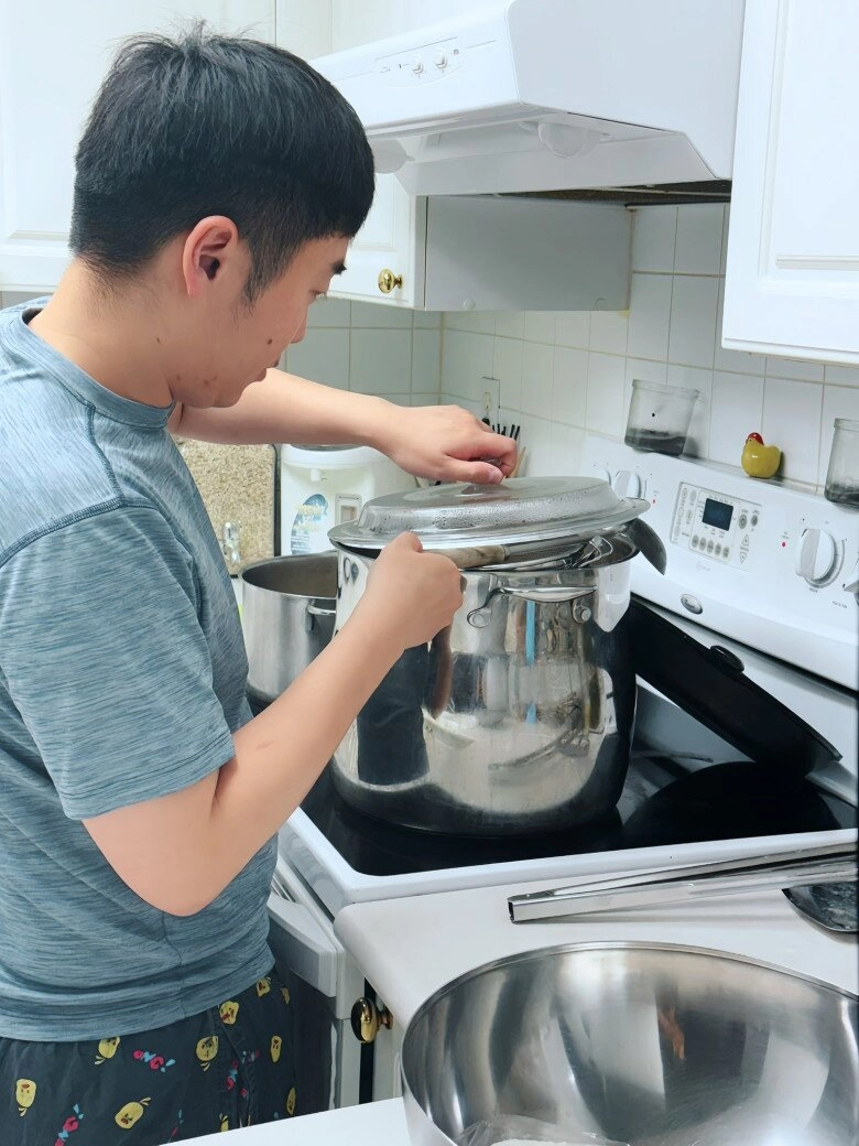 Sao việt 24h mẹ vợ cường đô la khoe khoảnh khắc 2 cháu nắm tay nhau suchin được bà khẳng định giống hệt đàm thu trang - 16