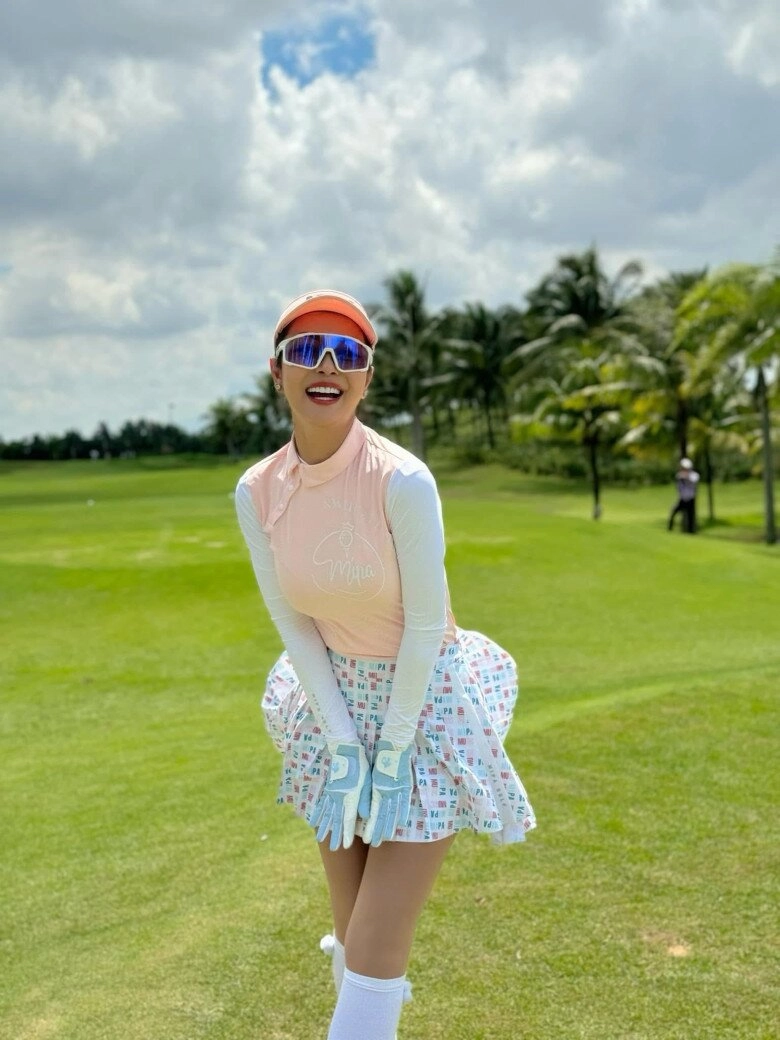 Sao việt 24h nhật kim anh khoe ảnh 2 con ái nữ lai được nhận xét nhìn lớn tuổi hơn anh trai chung nửa huyết thống - 8