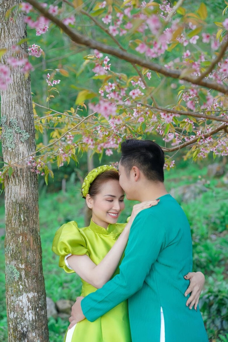 Sao việt 24h nhiều sao việt ủng hộ hàng tỷ đồng khắc phục hậu quả bão bualoi đức phúc - tùng dương góp số tiền khủng - 17