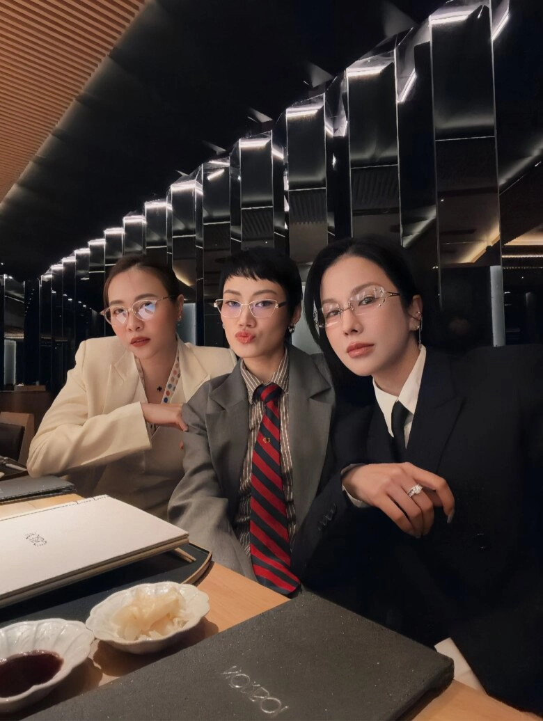 Sao việt 24h nhiều sao việt ủng hộ hàng tỷ đồng khắc phục hậu quả bão bualoi đức phúc - tùng dương góp số tiền khủng - 19