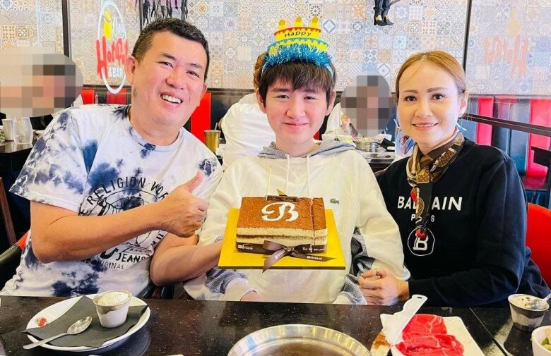 Sao việt tậu xế sang thưởng con vào đại học jennifer phạm chi 2 tỷ cho con trai với quang dũng nhật cường phải vay mượn - 17