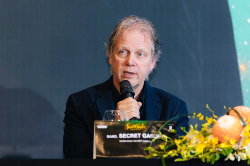 Secret garden mang 2 tấn thiết bị tới việt nam cứ đứng trên sân khấu là hồi hộp như lần đầu - 1