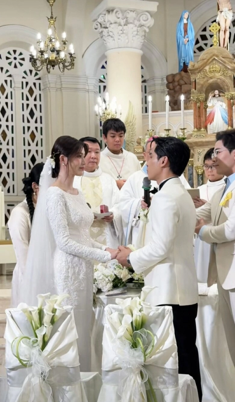 Showbiz việt có thêm nàng dâu hào môn chế nguyễn quỳnh châu làm đám cưới với chồng chủ tịch tại nhà thờ - 3