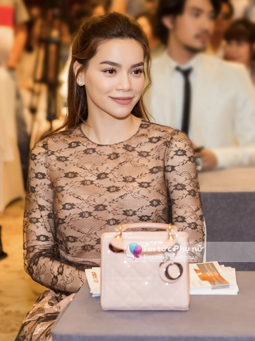 Siêu mẫu hồ đức vĩnh điển trai bên lý nhã kỳ yêu kiều lộng lẫy - 4