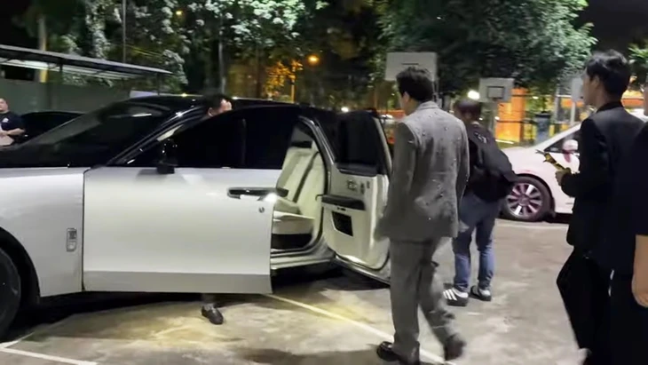 Siêu xe 20 tỷ của trấn thành bị va chạm vỡ toác dân mạng nhìn mà tò mò nam mc giàu có cỡ nào - 4