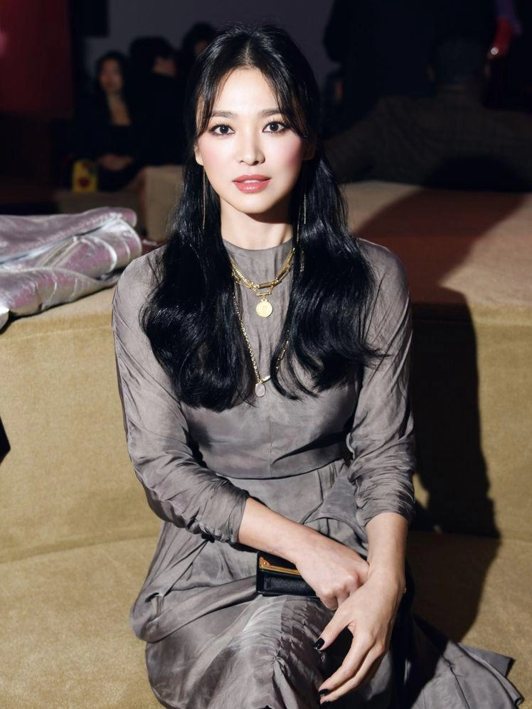 Song hye kyo - dương mịch hai mỹ nhân hàng đầu châu á lột xác phong cách sau ly hôn - 4