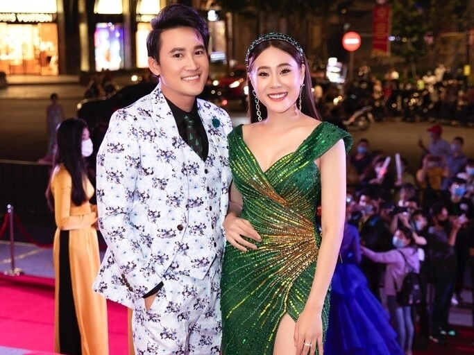 Thanh đoàn ghen ra mặt khi hà trí quang thân mật với nữ diễn viên xinh đẹp phải gọi điện cho chồng đối phương cầu cứu - 5