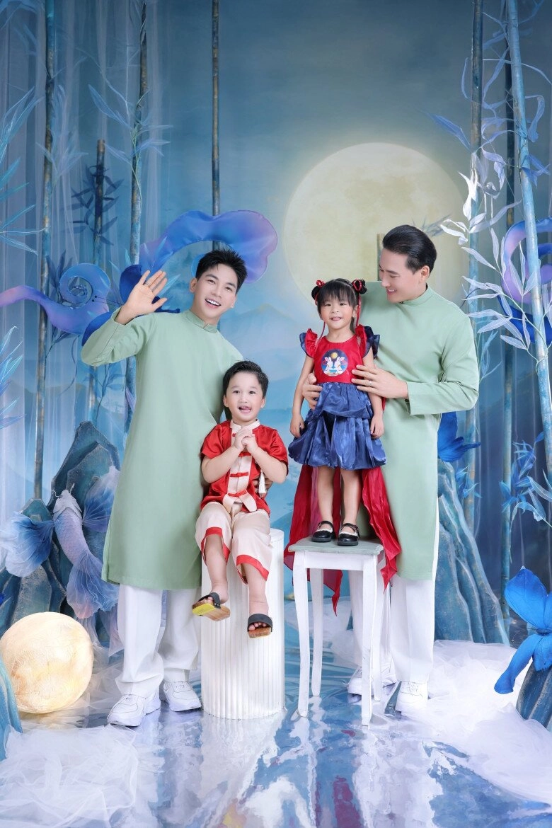 Thanh đoàn xúc động khi con trai hà trí quang hỏi sao đi hoài không ở nhà thấy may vì có ông bà nội chăm giúp - 5