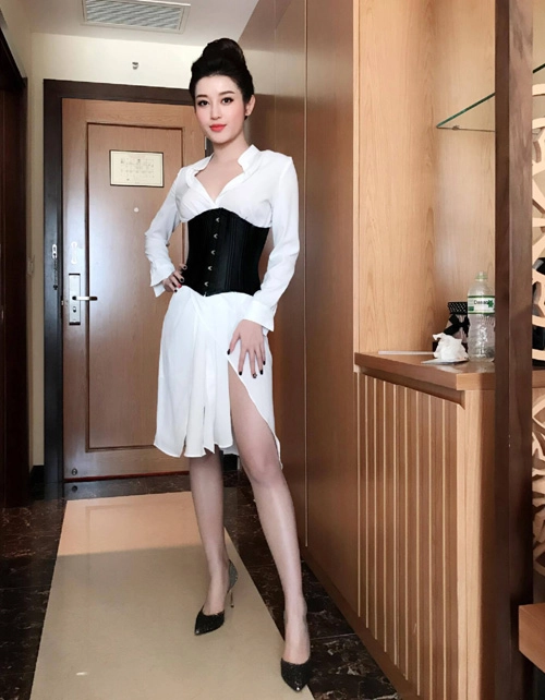 Thì ra đây là bí quyết giúp huyền my có được vòng eo con kiến vạn người mê - 1