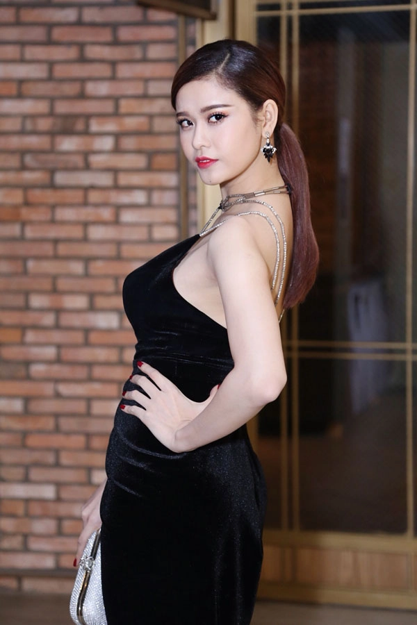 Tiết lộ thói quen make-up của chi pu angela phương trinh - 13