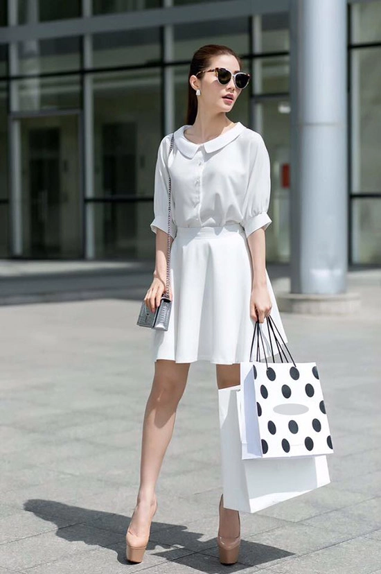 Tuần qua ngọc trinh hương giang idol phong cách đối lập hút mắt trên phố - 6