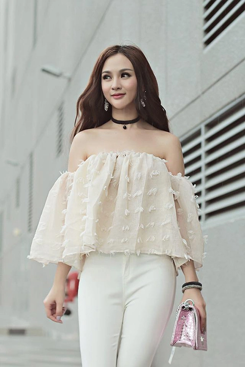 Tuần qua ngọc trinh hương giang idol phong cách đối lập hút mắt trên phố - 9