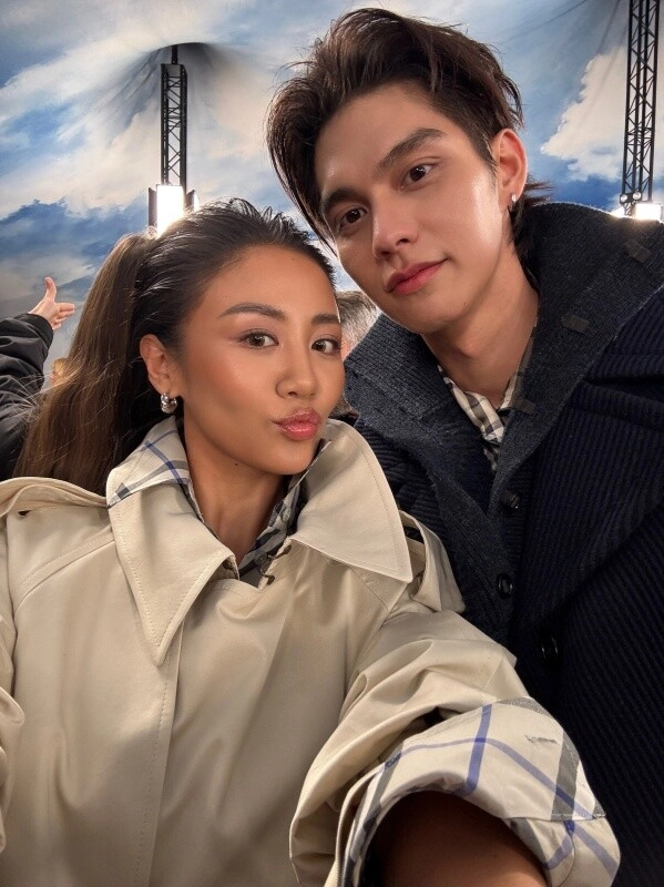 Văn mai hương nổi bật tại london fashion week hội ngộ trương tịnh nghi bright và dàn sao quốc tế - 5