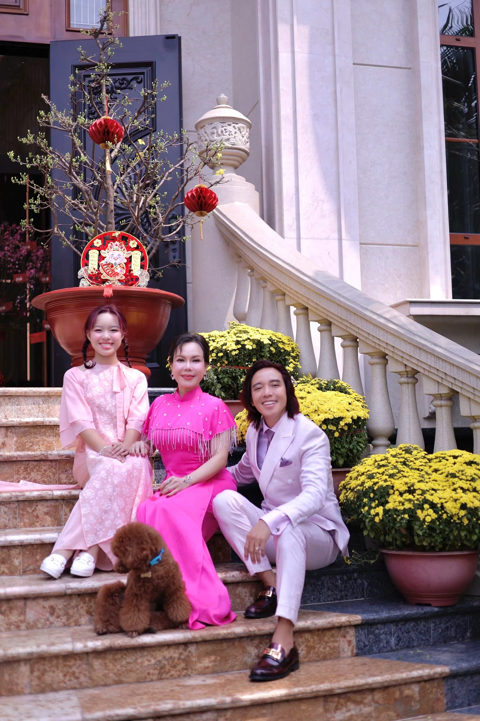 Việt hương sướng vì cưới được người đàng hoàng dặn hoài phương ông mà bỏ tôi sớm là tôi kiếm trai 6 múi liền - 8