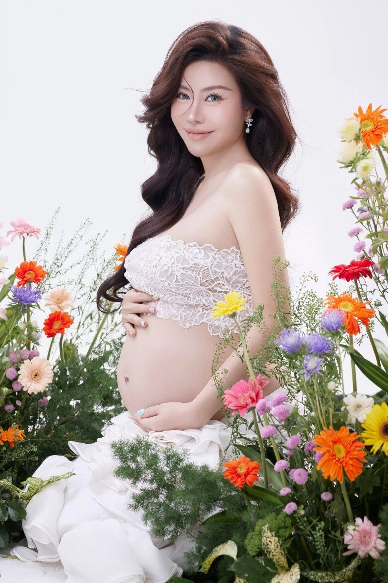 Vũ ngọc ánh hạ sinh con thứ 2 sau 6 năm cưới quý tử vừa chào đời trông đẹp mắt với mũi cao vút - 6