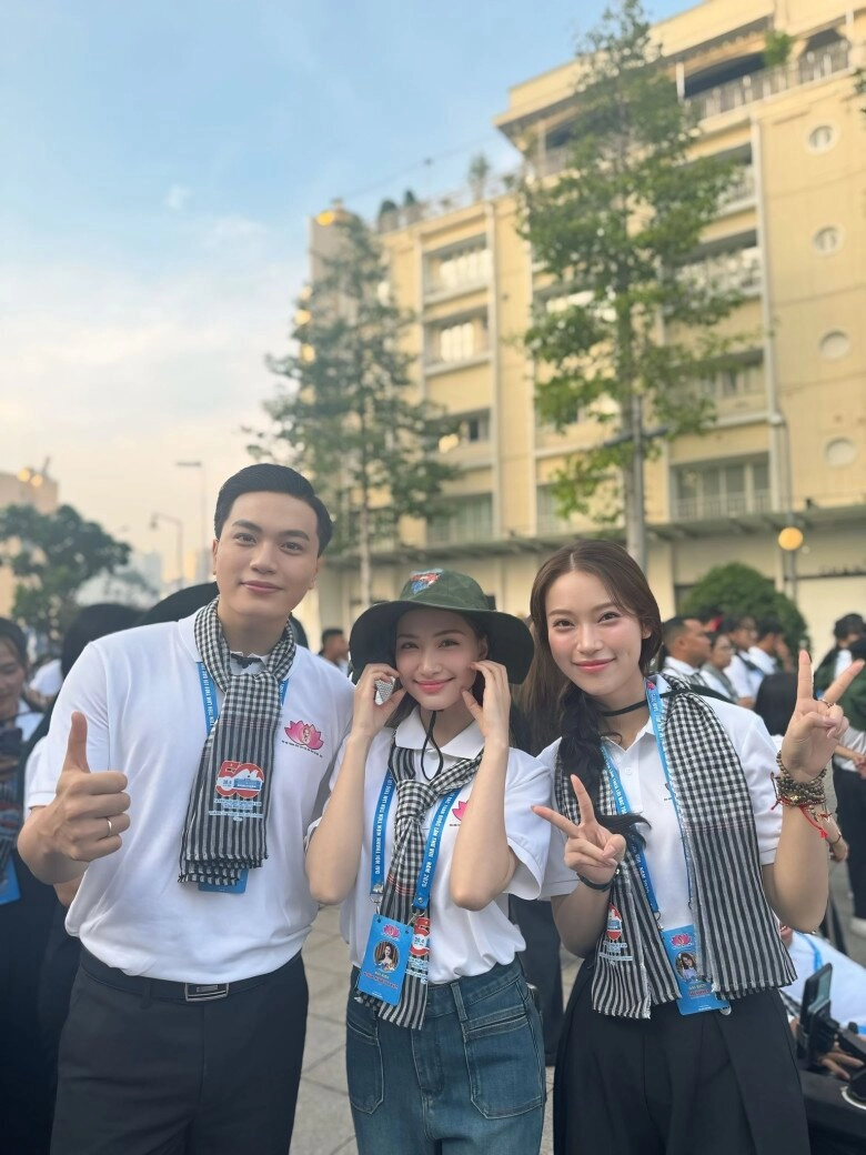 Xót xa cảnh mẹ nam mc chạy lũ 2 lần trong 2 tháng nhà mới sửa sang được chút thì nước lại dâng - 14