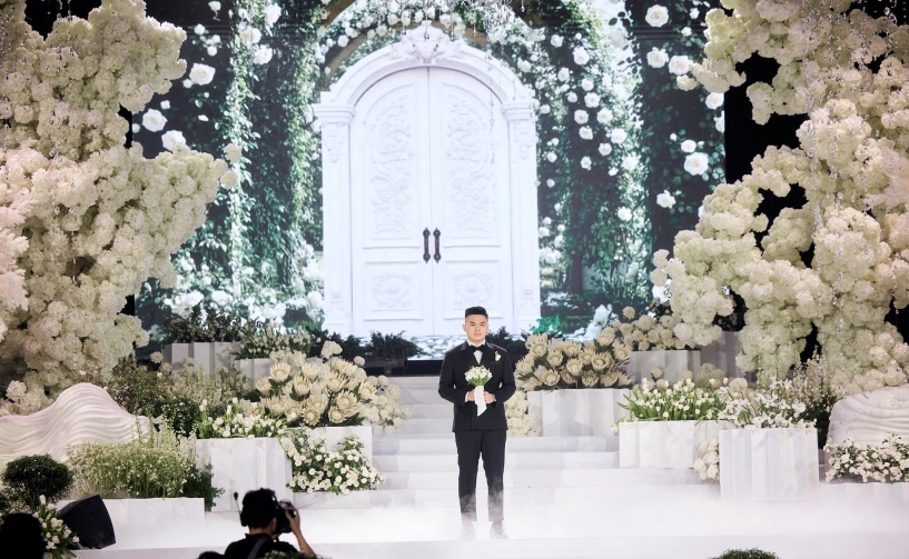 Xúc động khoảnh khắc bố ruột đỗ thị hà khập khiễng dắt ái nữ lên lễ đường trao tận tay cho con rể thiếu gia - 10