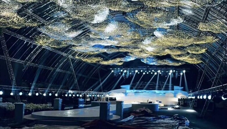 Đỗ thị hà và thiếu gia viết vương đội mưa làm lễ thành hôn rạp cưới lớn nhất quảng trị bị rách do bão số 12 - 13