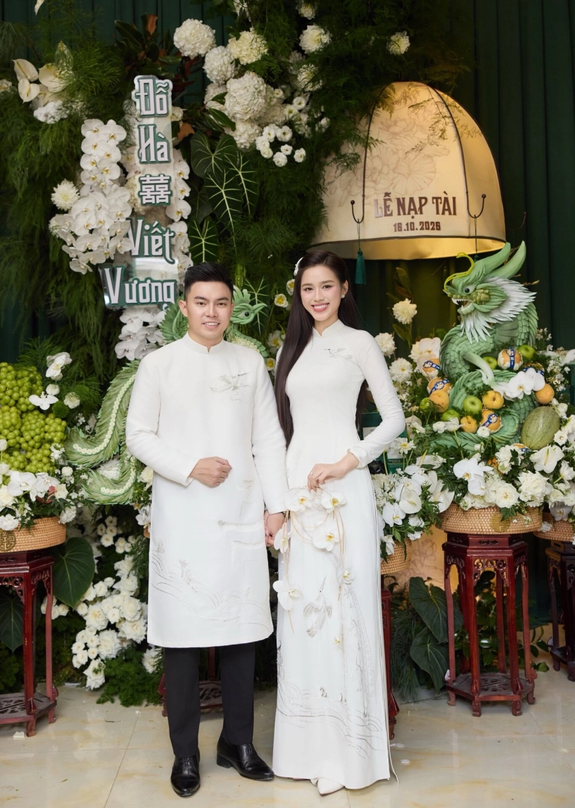 Đỗ thị hà và thiếu gia viết vương đội mưa làm lễ thành hôn rạp cưới lớn nhất quảng trị bị rách do bão số 12 - 17