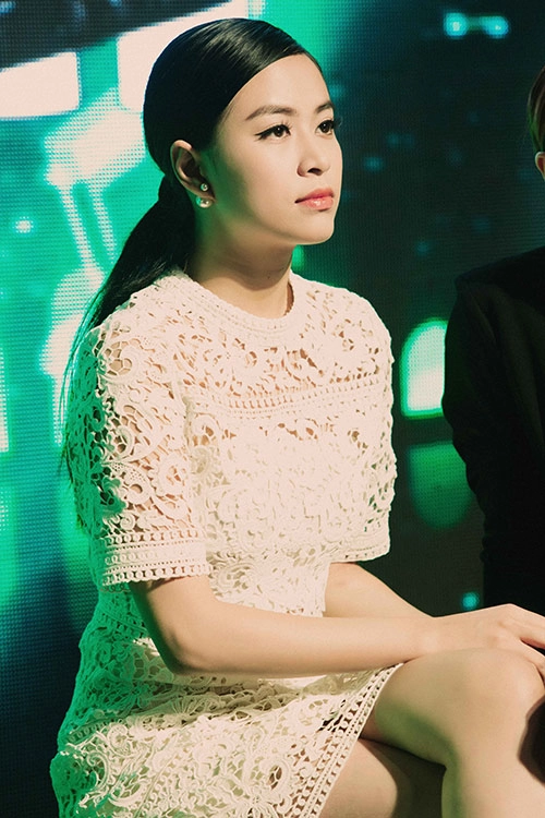 Yến trang hoàng thùy linh tinh khôi với sắc trắng - 8