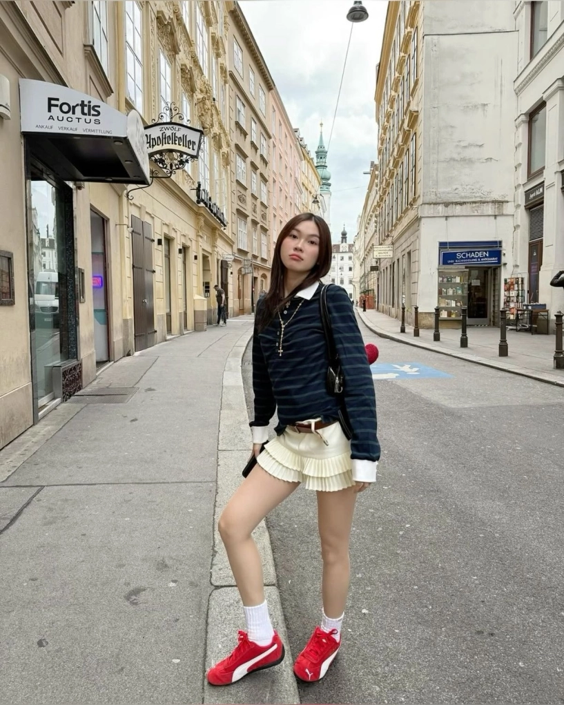 10 thiết kế thời trang bán chạy nhất 2025 - 2