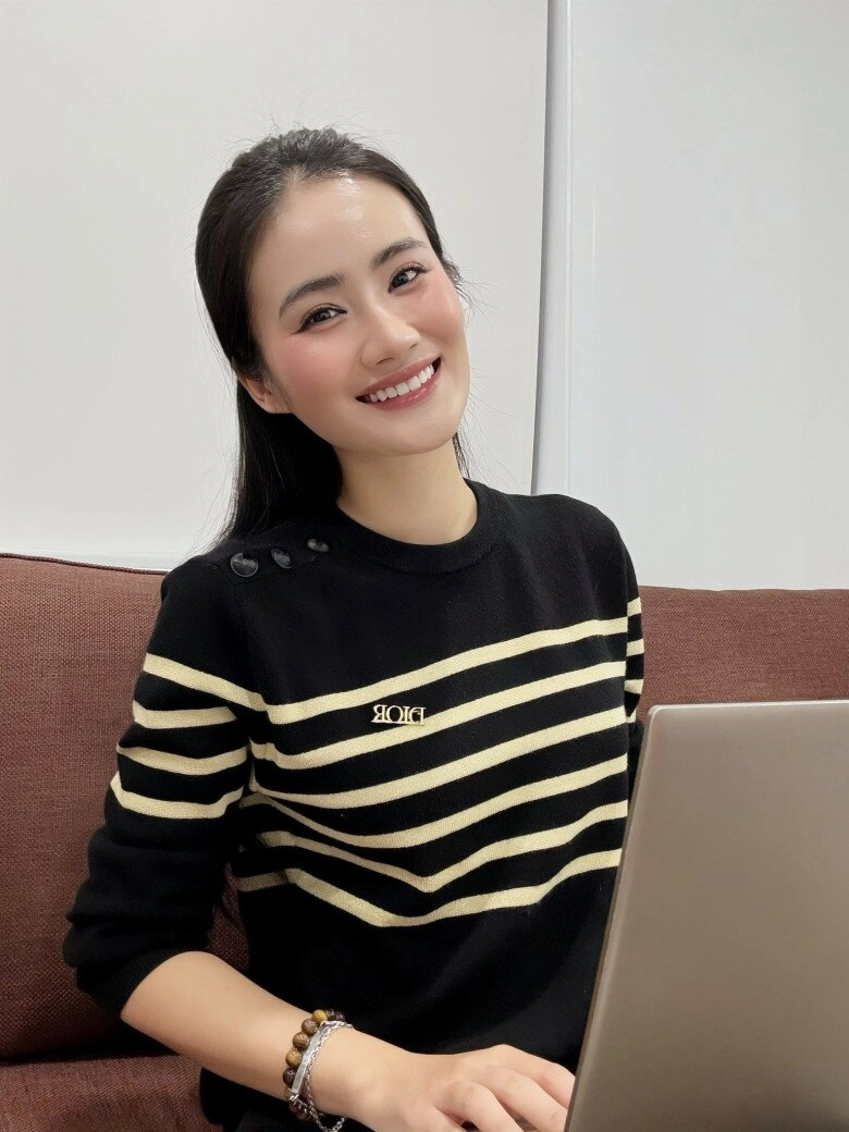 1001 cách phối đồ đi học của dàn mỹ nhân gen z mỗi người một vibe nhìn là muốn bắt chước ngay - 8