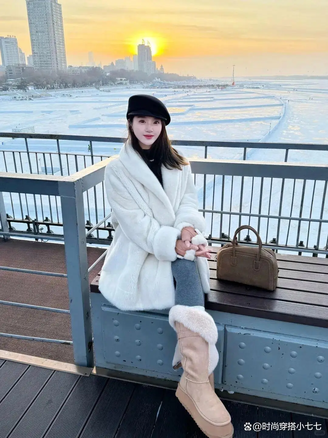 16 outfit mùa đông chỉ với 4 kiểu áo khoác cơ bản nhất giúp nàng 30 mặc đẹp suốt mùa không cần nghĩ - 16