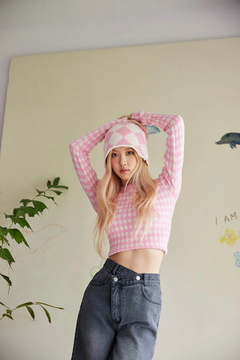 4 cách phối áo len sành điệu như sao hàn - 7