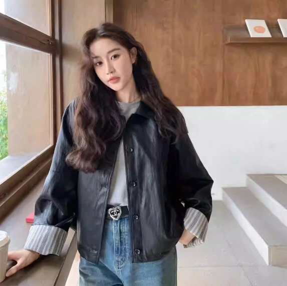 6 màu áo khoác xứng đáng mua lại nhiều lần tôn da trắng sáng phối với quần hay váy đều đẹp miễn chê - 3