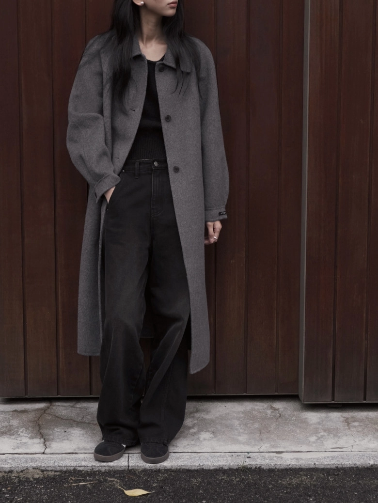 6 màu áo khoác xứng đáng mua lại nhiều lần tôn da trắng sáng phối với quần hay váy đều đẹp miễn chê - 9