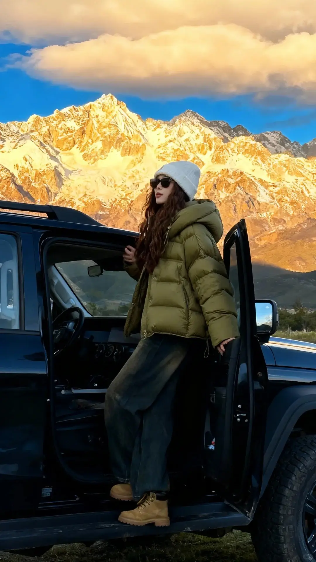 6 màu áo khoác xứng đáng mua lại nhiều lần tôn da trắng sáng phối với quần hay váy đều đẹp miễn chê - 16