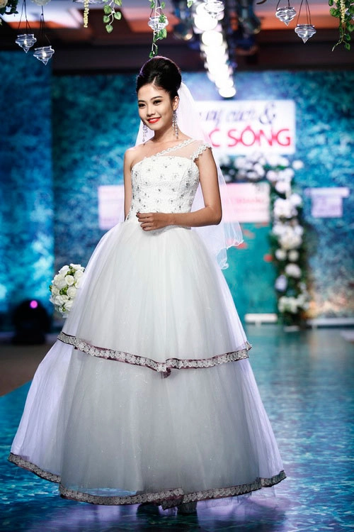 Anh thư lam cô dâu kiêu ky - 18