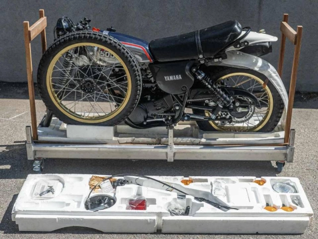 Bất ngờ với hình ảnh huyền thoại bất tử yamaha xt500 còn nguyên trong thùng - 5